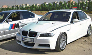 ب‌ام‌و سری۳ سدان E90